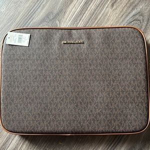 Michael Kors jet set travel laptop case